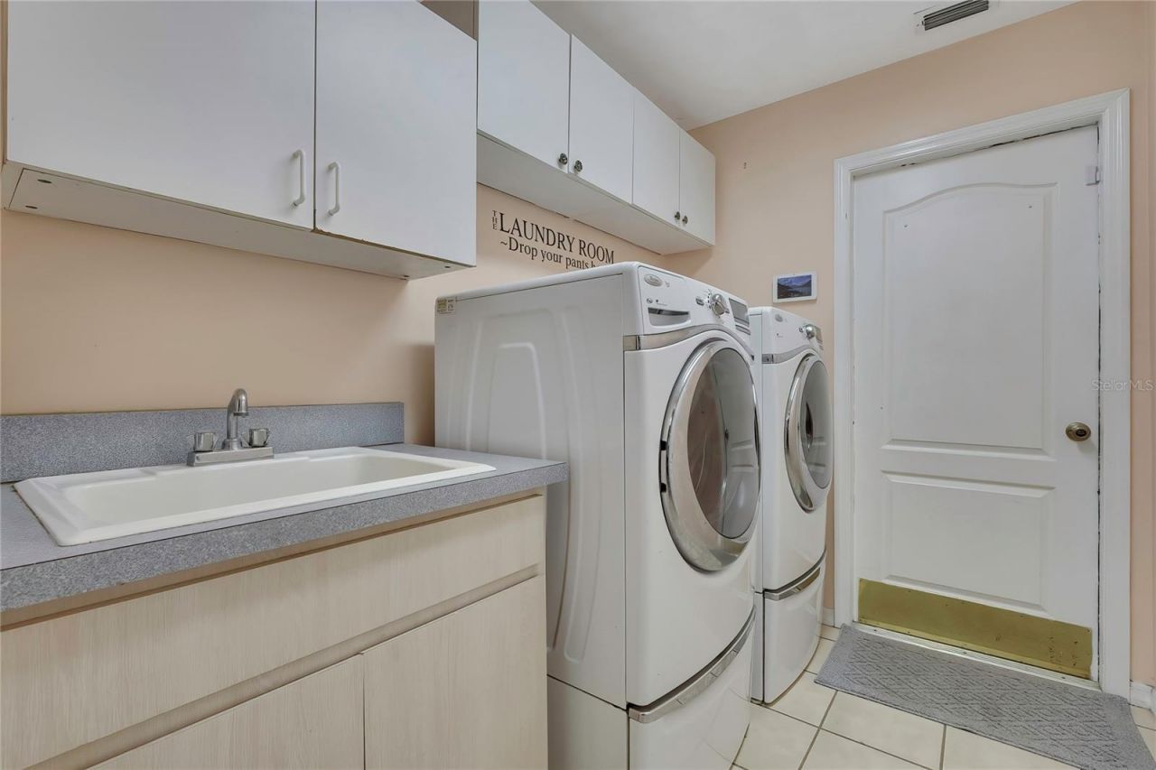 340 E Savoy Street, Lecanto, FL 34461 Photo