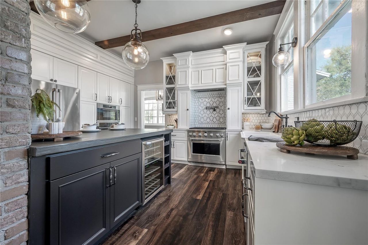 5608 N Seminole Avenue, Tampa, FL 33604 Photo