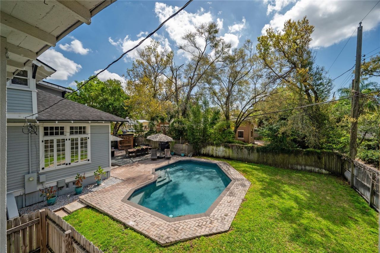 5608 N Seminole Avenue, Tampa, FL 33604 Photo