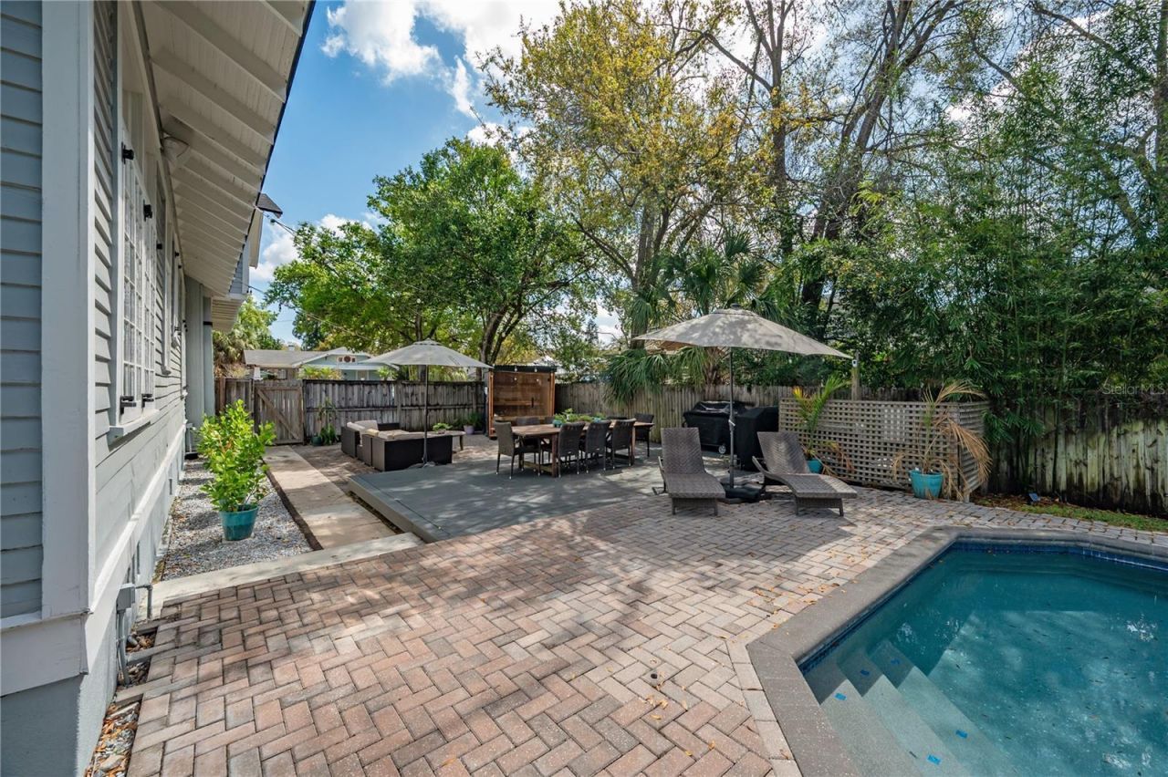 5608 N Seminole Avenue, Tampa, FL 33604 Photo