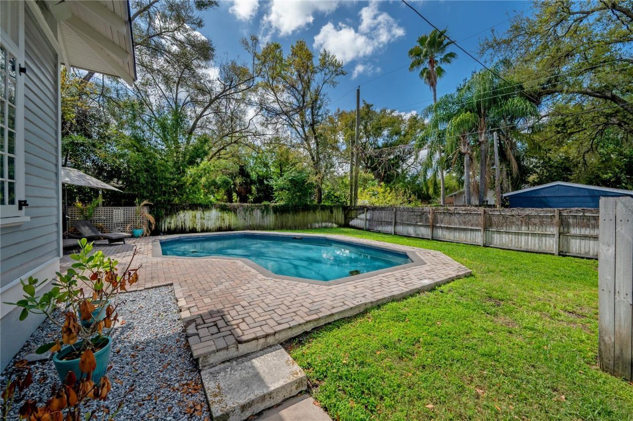 5608 N Seminole Avenue, Tampa, FL 33604 Photo