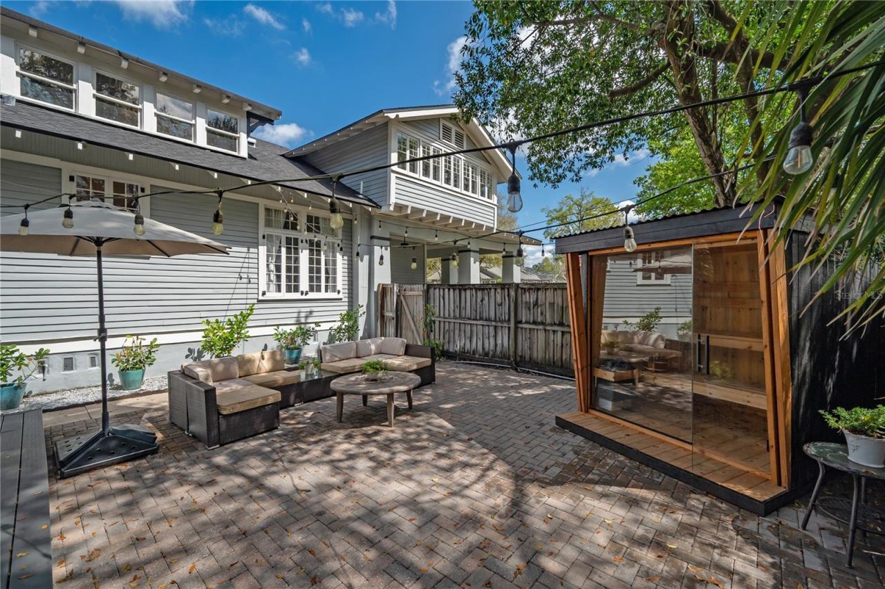 5608 N Seminole Avenue, Tampa, FL 33604 Photo