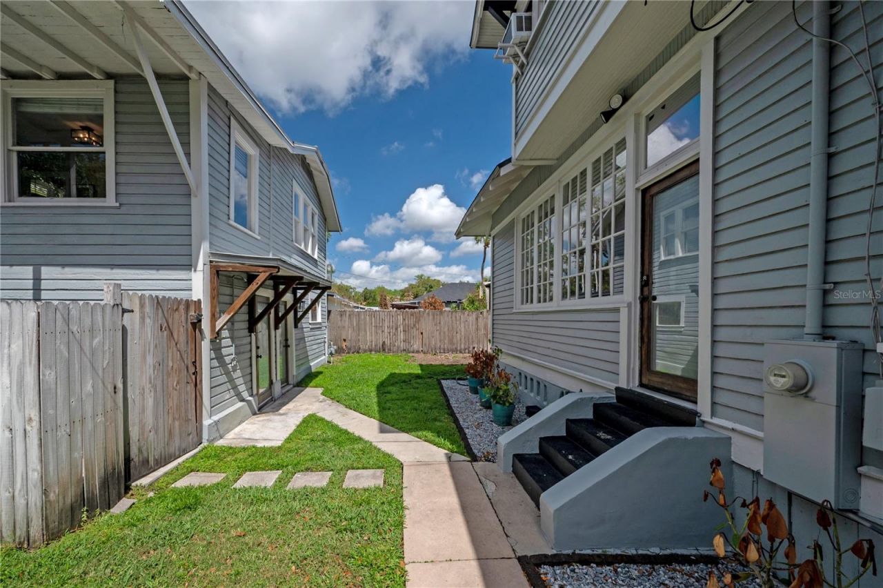 5608 N Seminole Avenue, Tampa, FL 33604 Photo