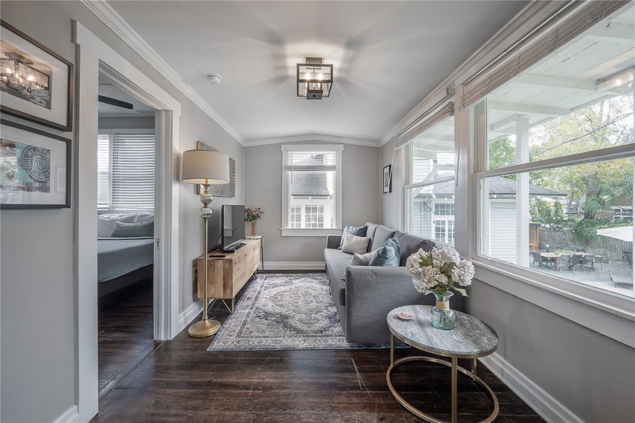 5608 N Seminole Avenue, Tampa, FL 33604 Photo