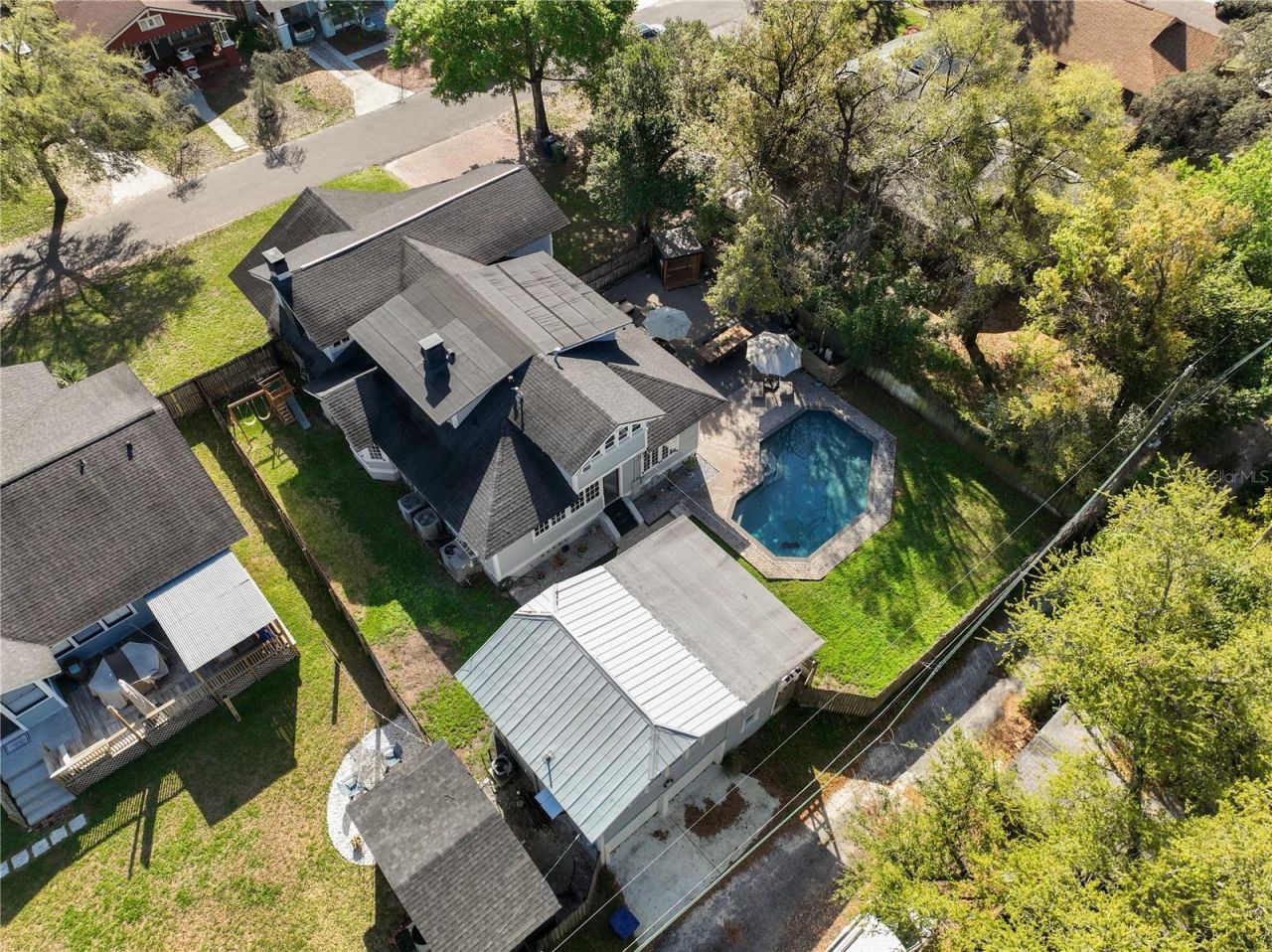 5608 N Seminole Avenue, Tampa, FL 33604 Photo