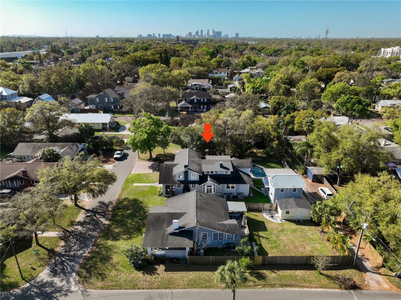 5608 N Seminole Avenue, Tampa, FL 33604 Photo