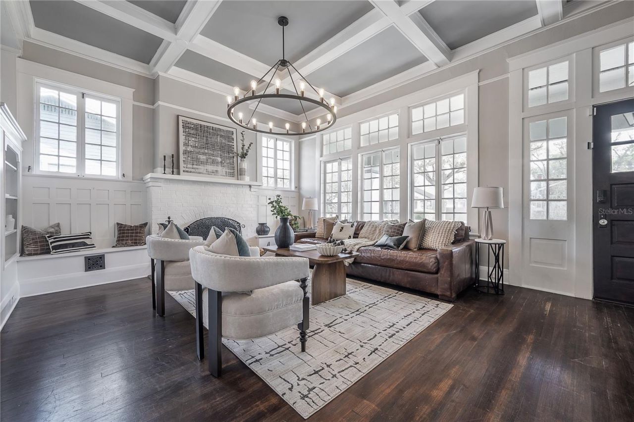 5608 N Seminole Avenue, Tampa, FL 33604 Photo