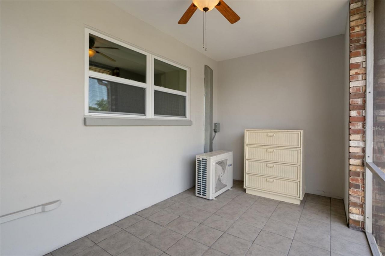 416 73rd Avenue N, Unit 205, Saint Petersburg, FL 33702 Photo