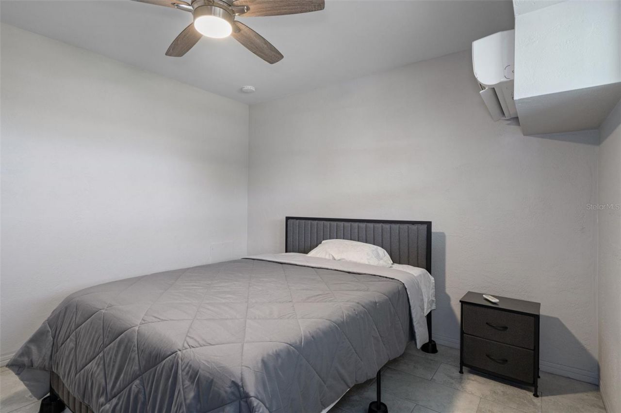 416 73rd Avenue N, Unit 205, Saint Petersburg, FL 33702 Photo