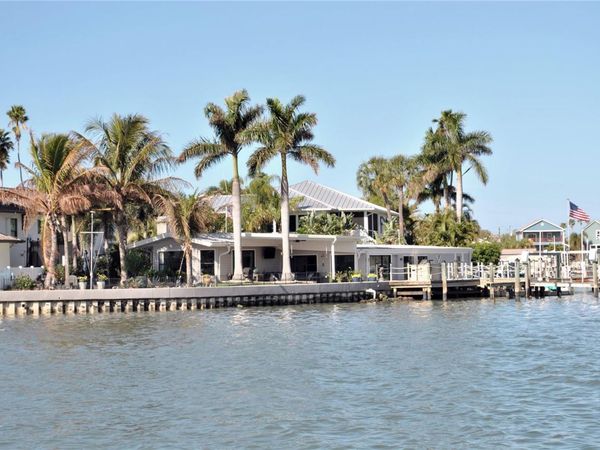 322 10TH AVENUE, INDIAN ROCKS BEACH, FL 33785