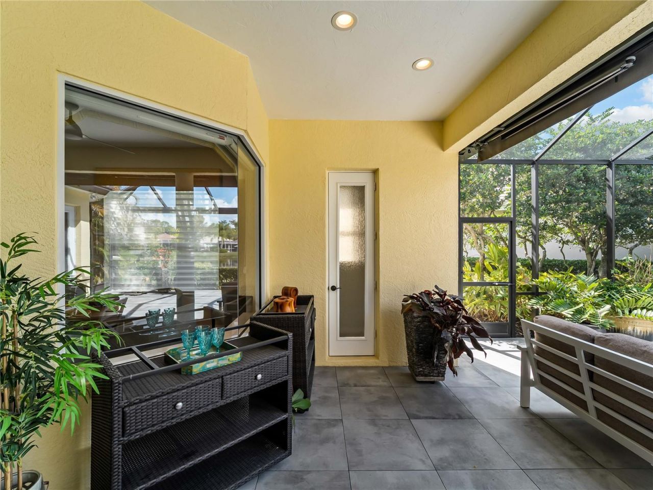 8316 Abingdon Court, Bradenton, FL 34201 Photo