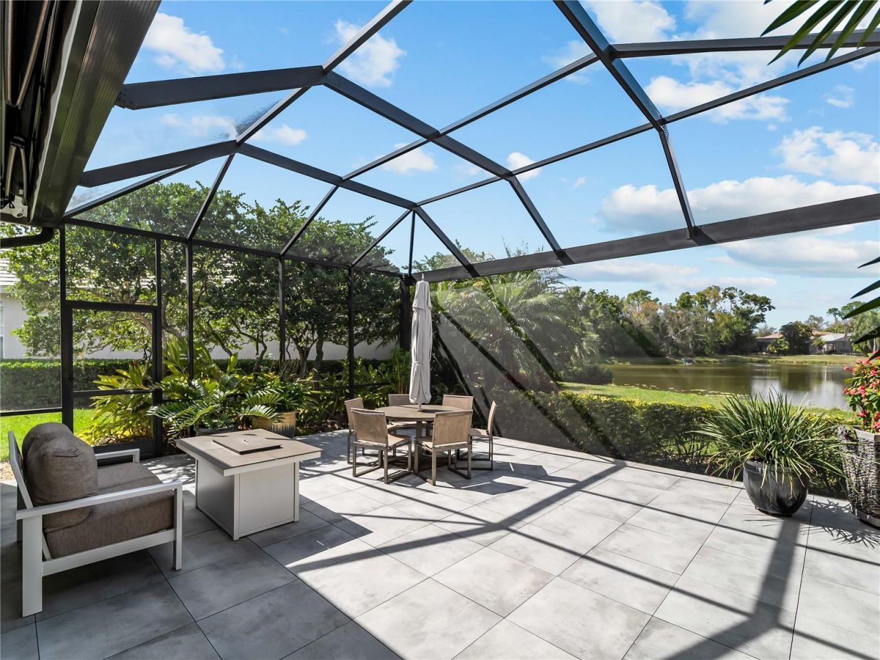 8316 Abingdon Court, Bradenton, FL 34201 Photo