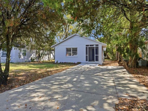 2014 BATES AVENUE , EUSTIS, FL 32726