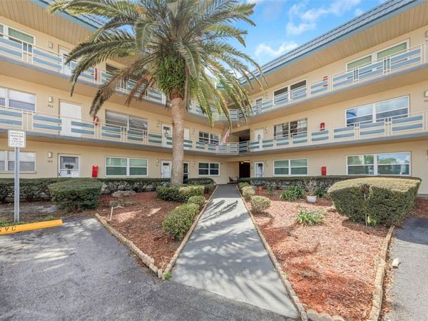 5750 80TH STREET N, Unit B-206, ST PETERSBURG, FL 33709