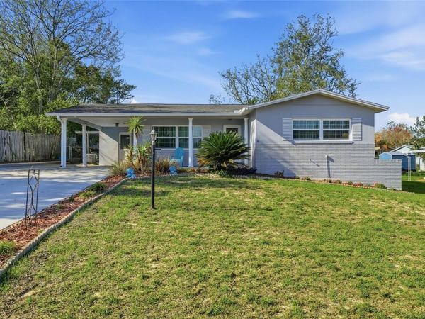 6 OAK HOLLOW DRIVE , BEVERLY HILLS, FL 34465