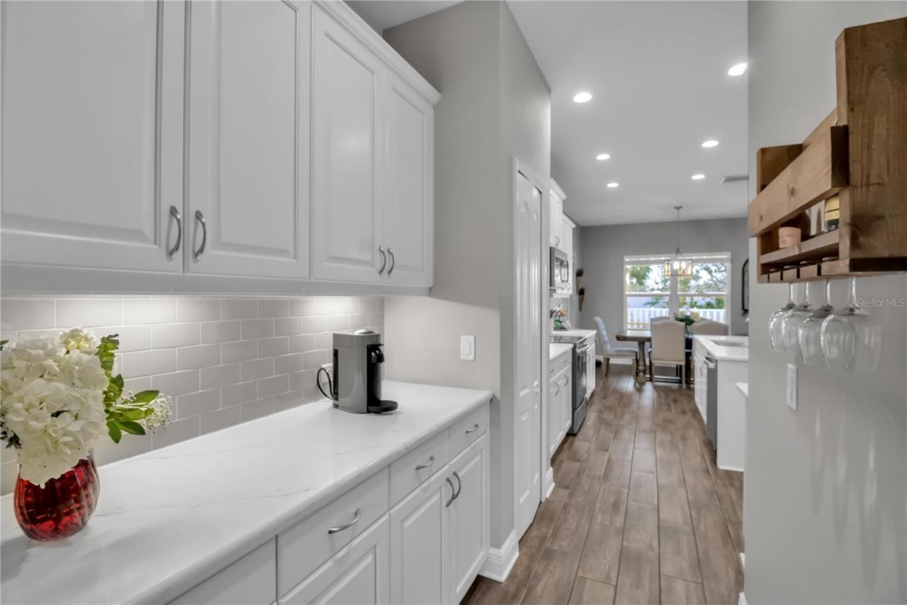 7798 Ridgelake Circle, Bradenton, FL 34203 Photo