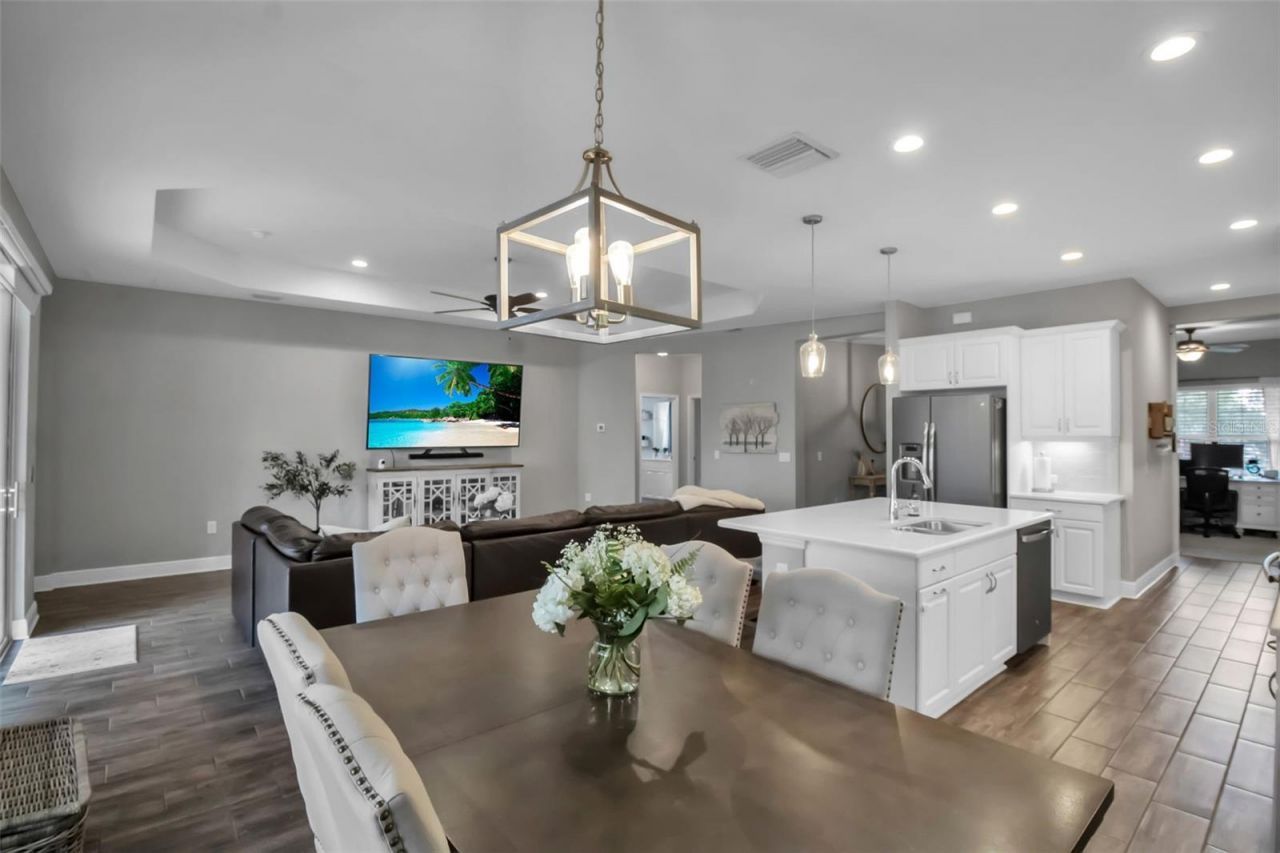 7798 Ridgelake Circle, Bradenton, FL 34203 Photo