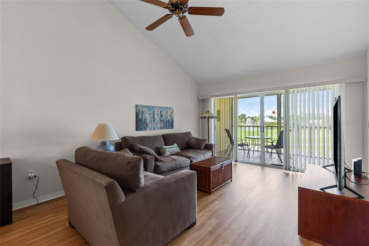 410 Cerromar Circle S, Unit 242, Venice, FL 34293 Photo