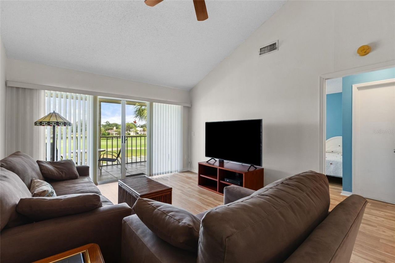 410 Cerromar Circle S, Unit 242, Venice, FL 34293 Photo