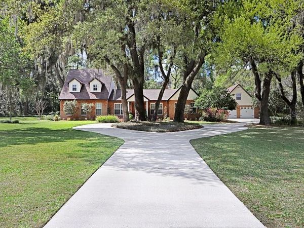 36805 WATERFALL DRIVE , DADE CITY, FL 33525