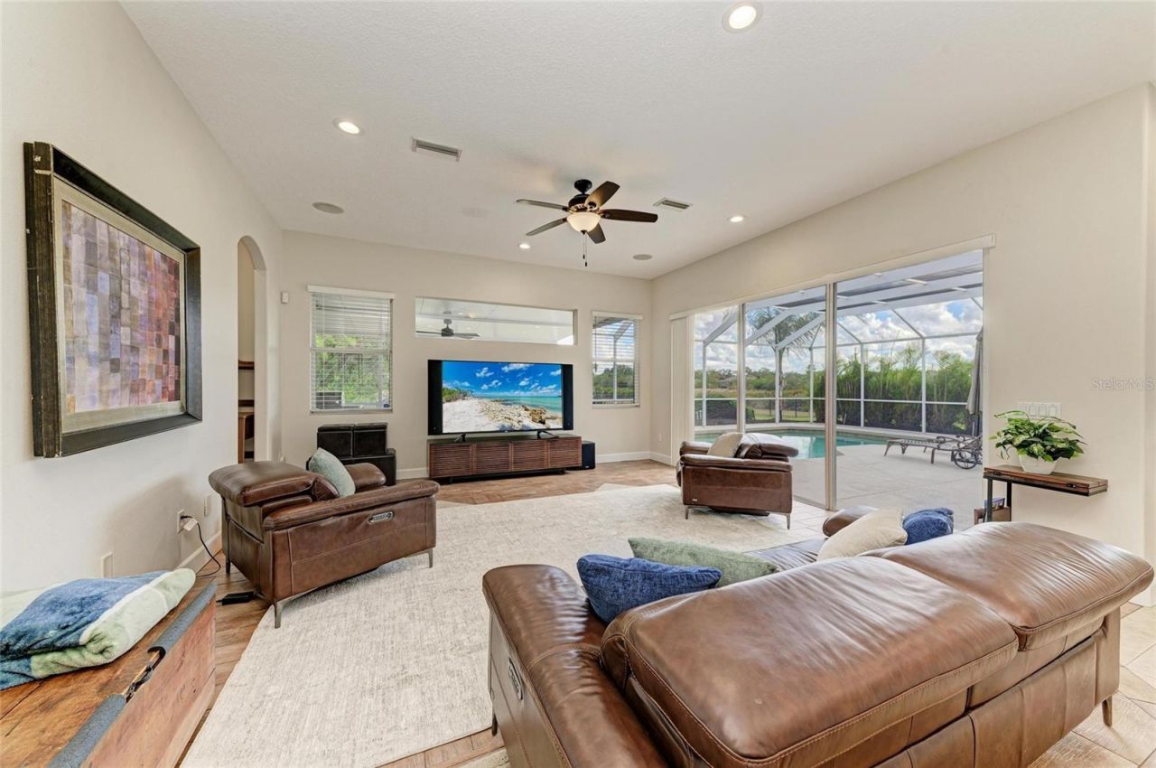 8103 Snowy Egret Place, Bradenton, FL 34202 Photo