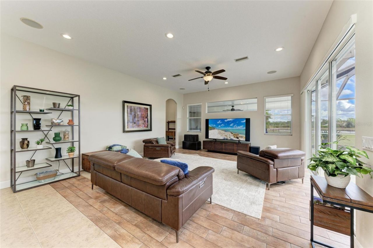 8103 Snowy Egret Place, Bradenton, FL 34202 Photo