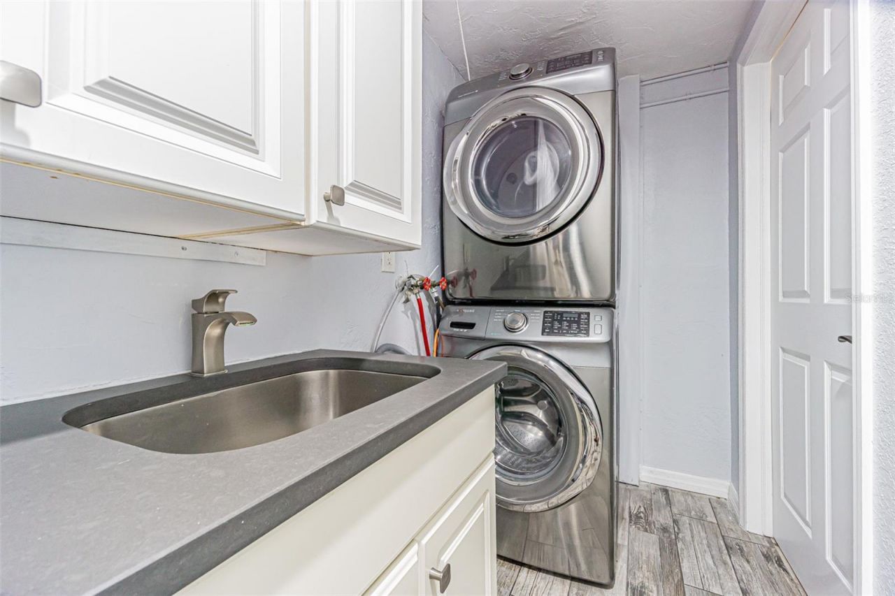 1125 Fernwood Drive, Holiday, FL 34690 Photo