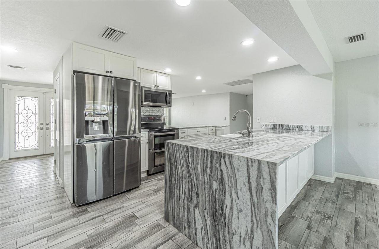 1125 Fernwood Drive, Holiday, FL 34690 Photo