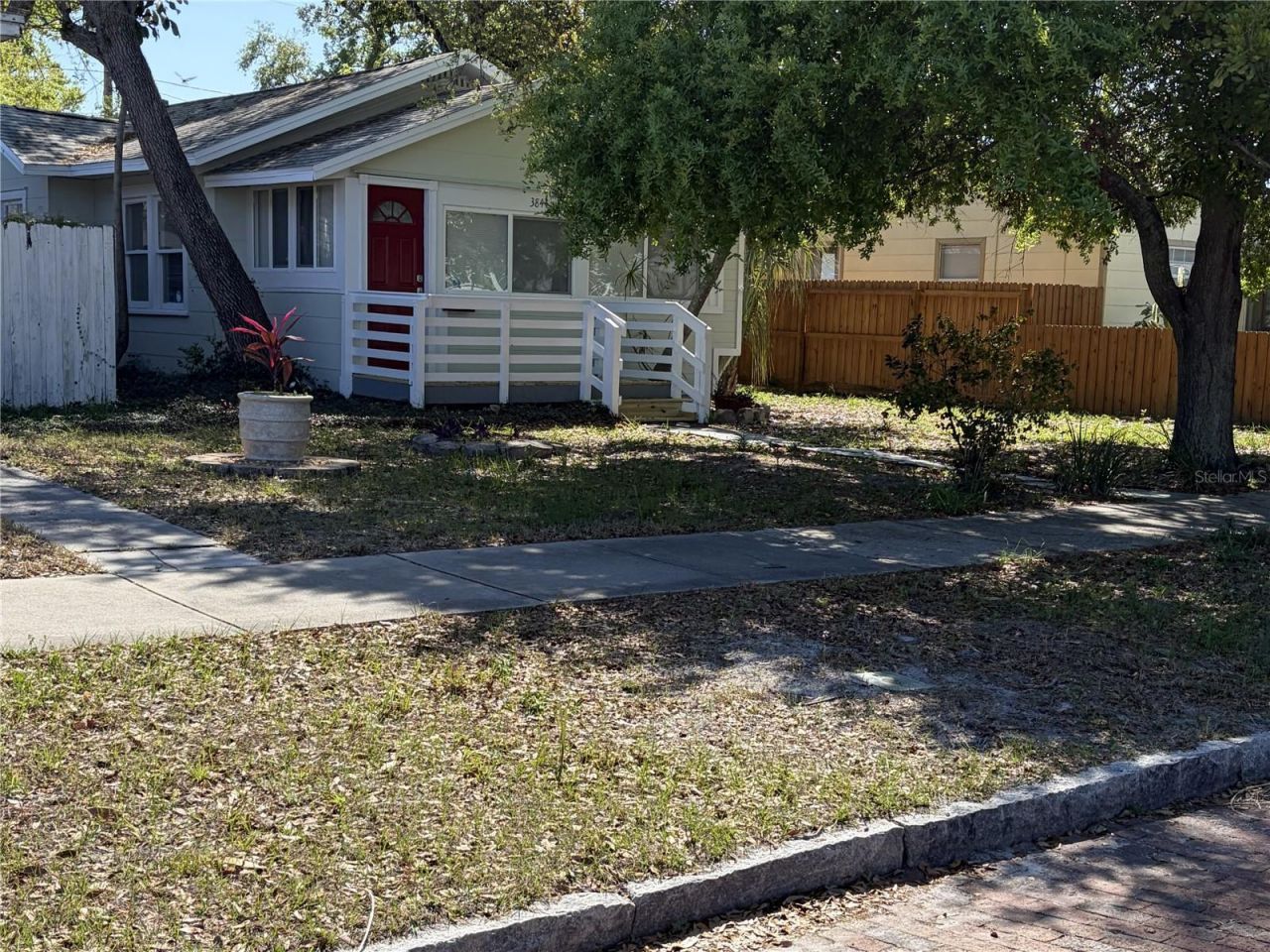 3844 Burlington Avenue N, Saint Petersburg, FL 33713 Photo