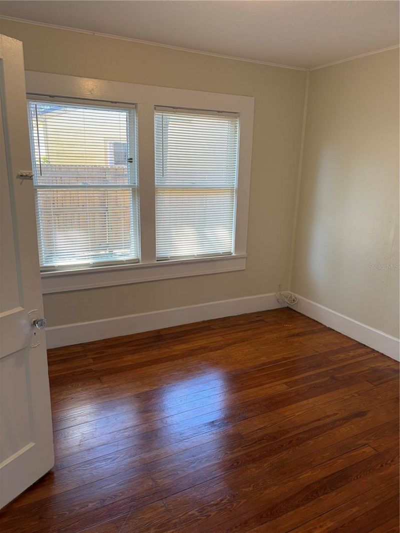 3844 Burlington Avenue N, Saint Petersburg, FL 33713 Photo