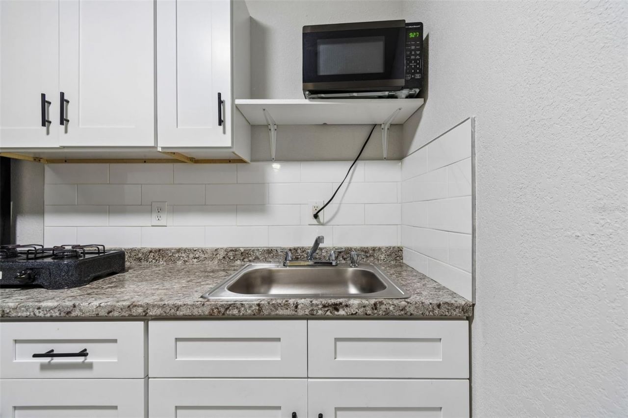 7403 Spring Court, Tampa, FL 33634 Photo
