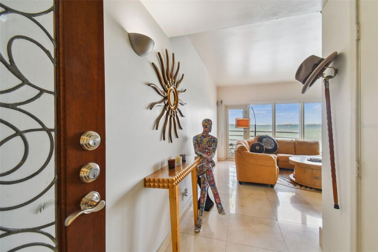 4950 Bayshore Boulevard, Unit 22, Tampa, FL 33611 Photo