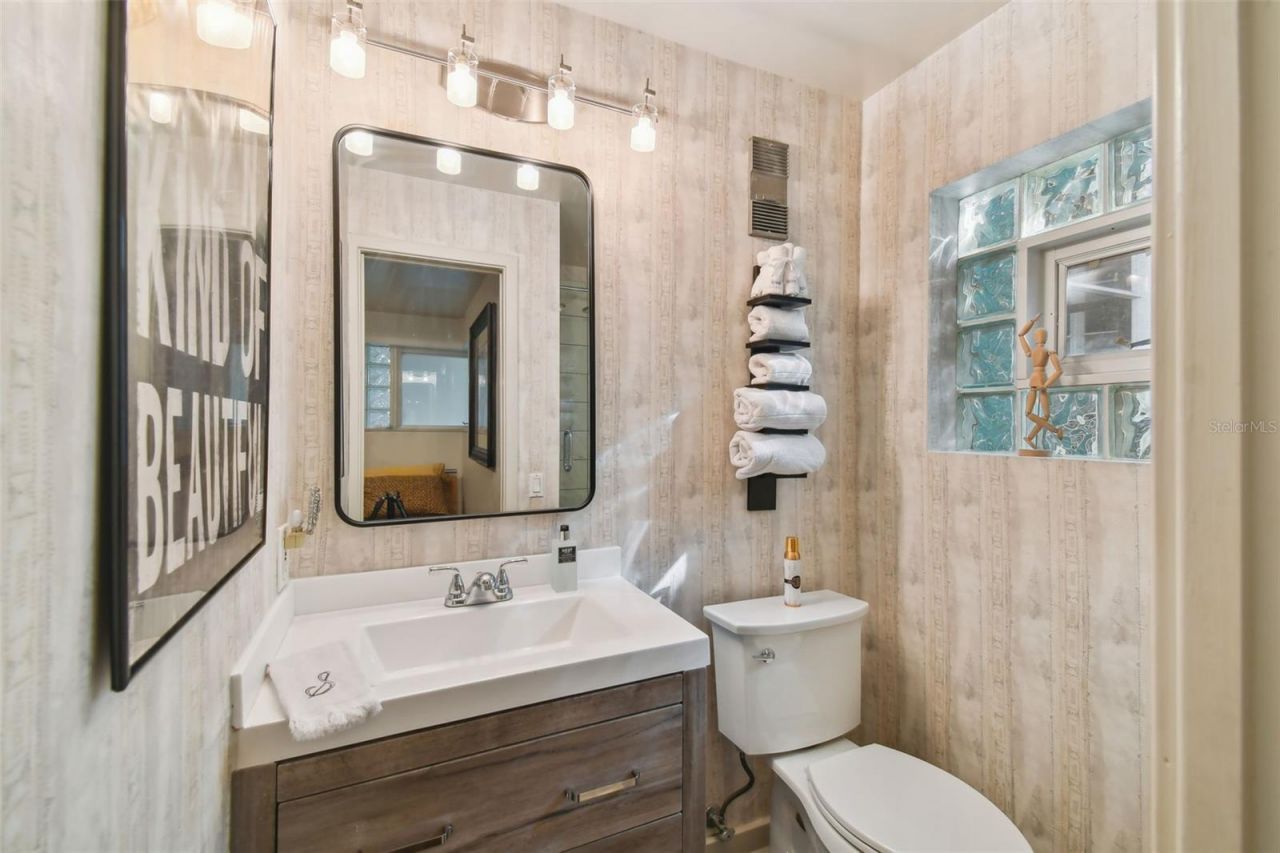 4950 Bayshore Boulevard, Unit 22, Tampa, FL 33611 Photo