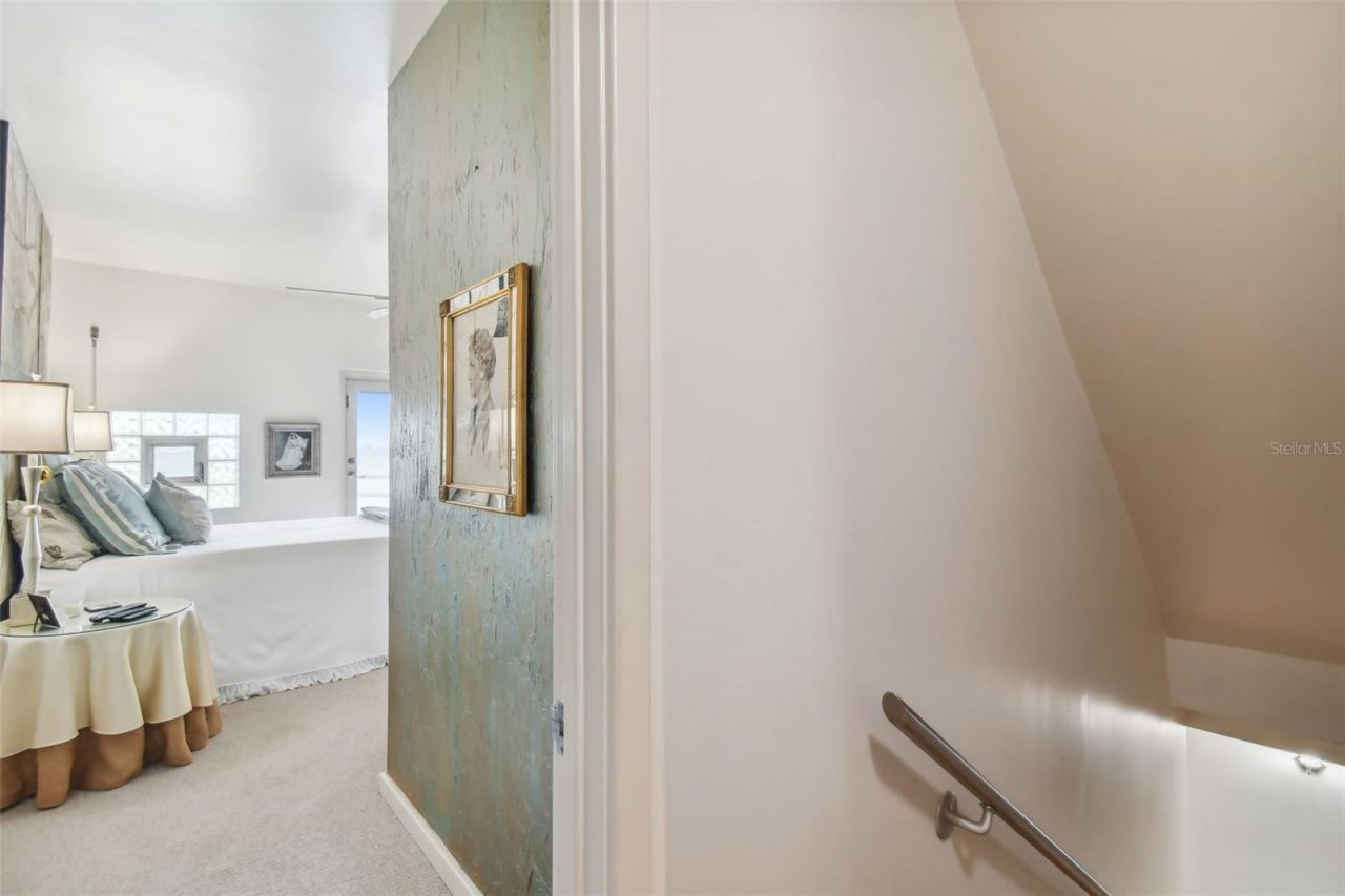4950 Bayshore Boulevard, Unit 22, Tampa, FL 33611 Photo