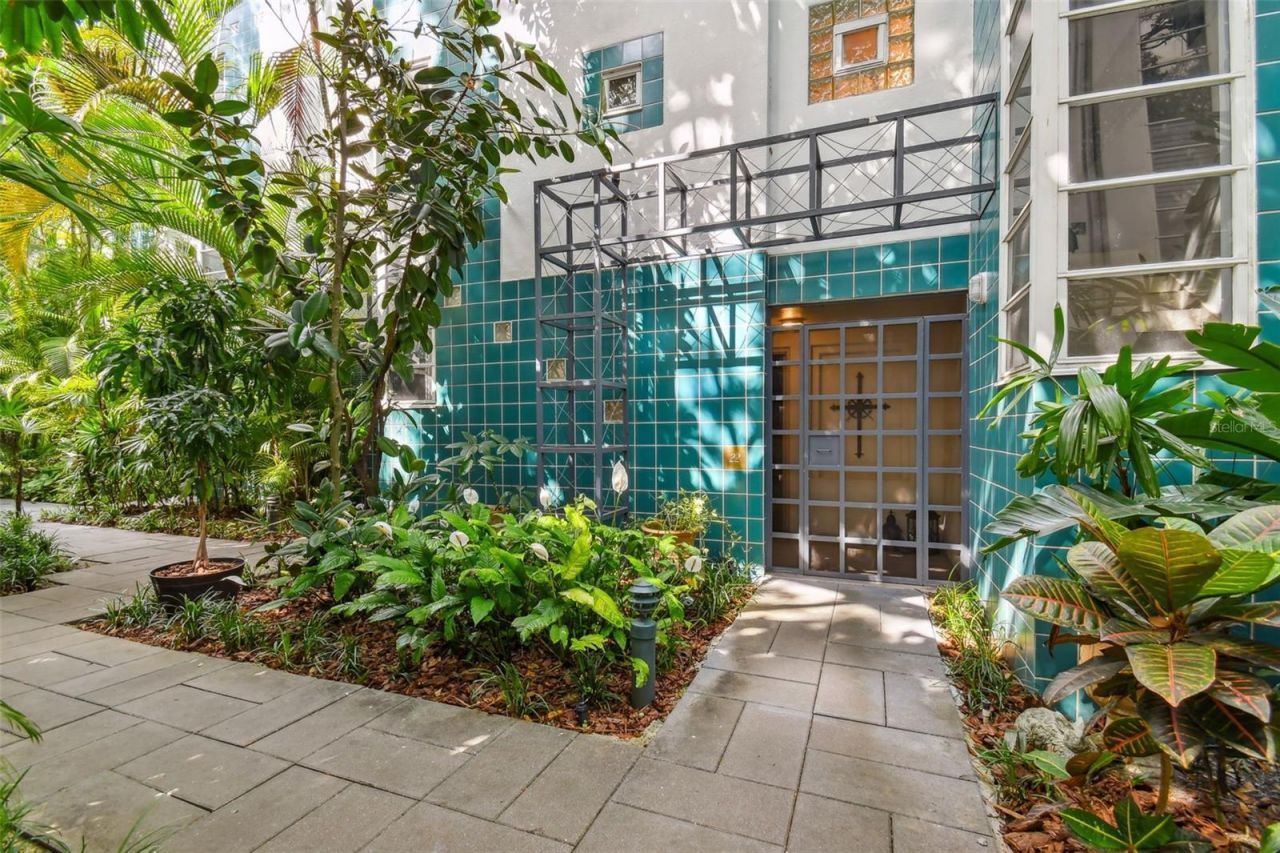4950 Bayshore Boulevard, Unit 22, Tampa, FL 33611 Photo