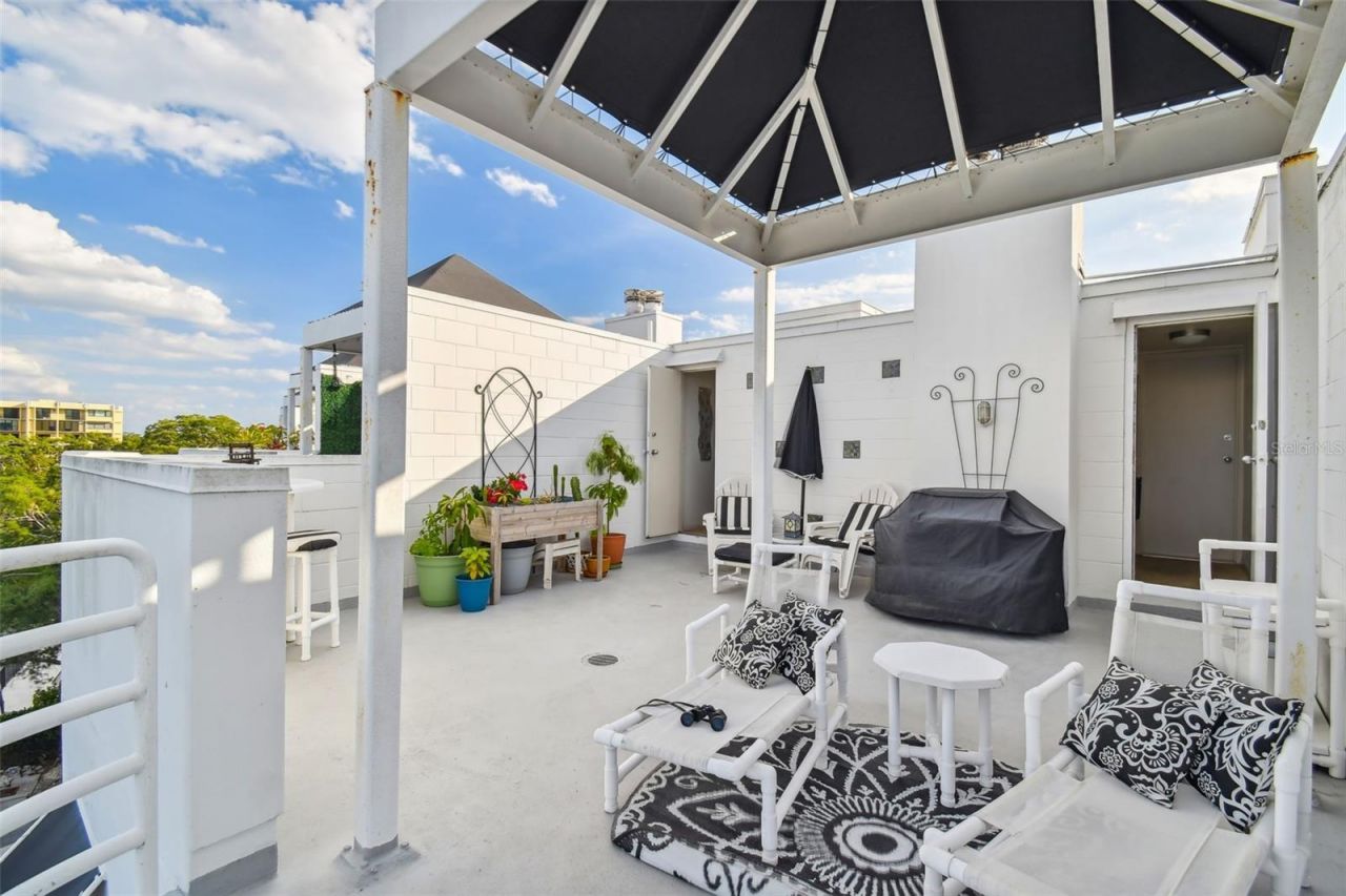4950 Bayshore Boulevard, Unit 22, Tampa, FL 33611 Photo