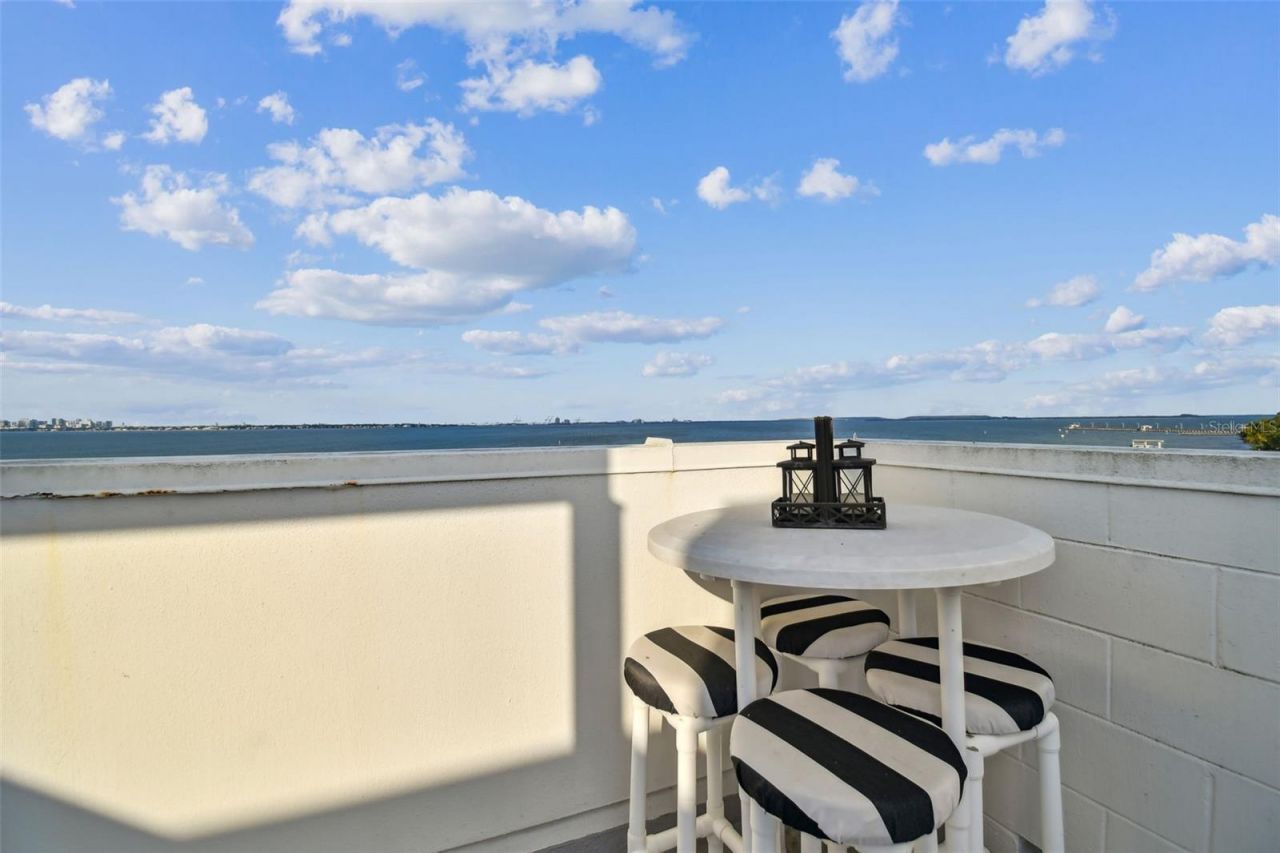 4950 Bayshore Boulevard, Unit 22, Tampa, FL 33611 Photo