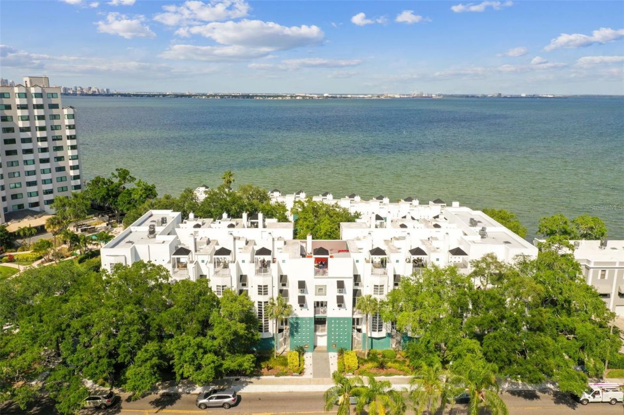 4950 Bayshore Boulevard, Unit 22, Tampa, FL 33611 Photo