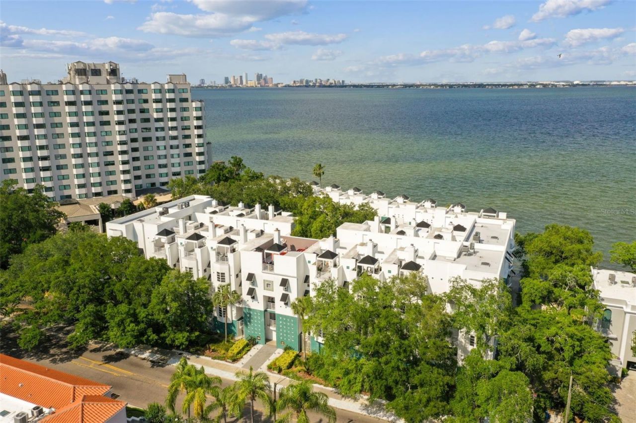 4950 Bayshore Boulevard, Unit 22, Tampa, FL 33611 Photo
