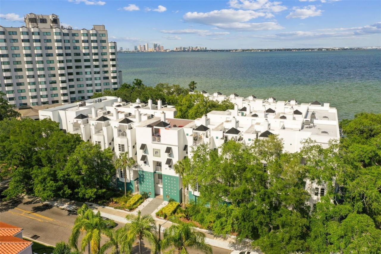 4950 Bayshore Boulevard, Unit 22, Tampa, FL 33611 Photo