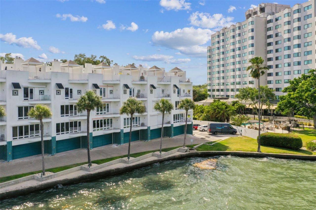 4950 Bayshore Boulevard, Unit 22, Tampa, FL 33611 Photo