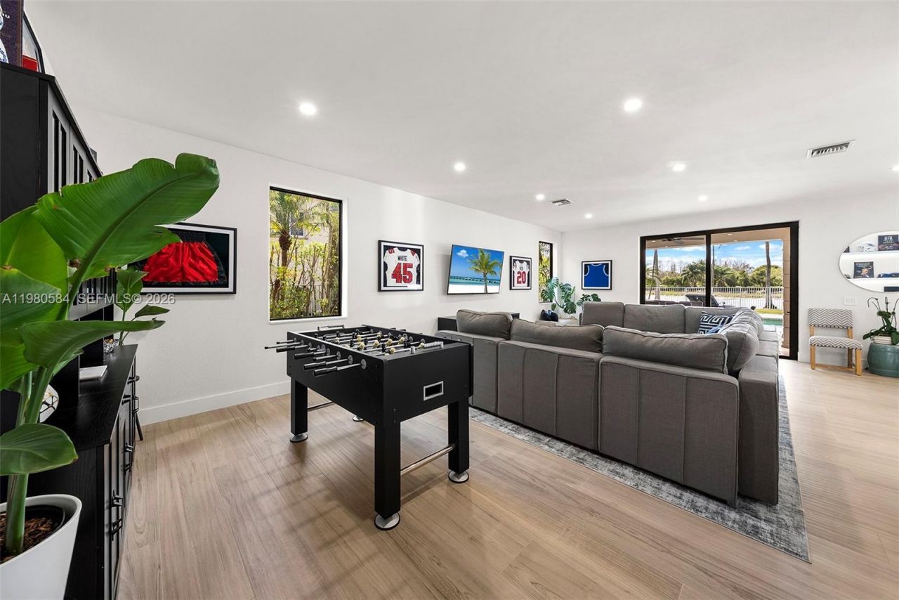 2174 Quail Roost Dr , Weston, FL 33327 Photo