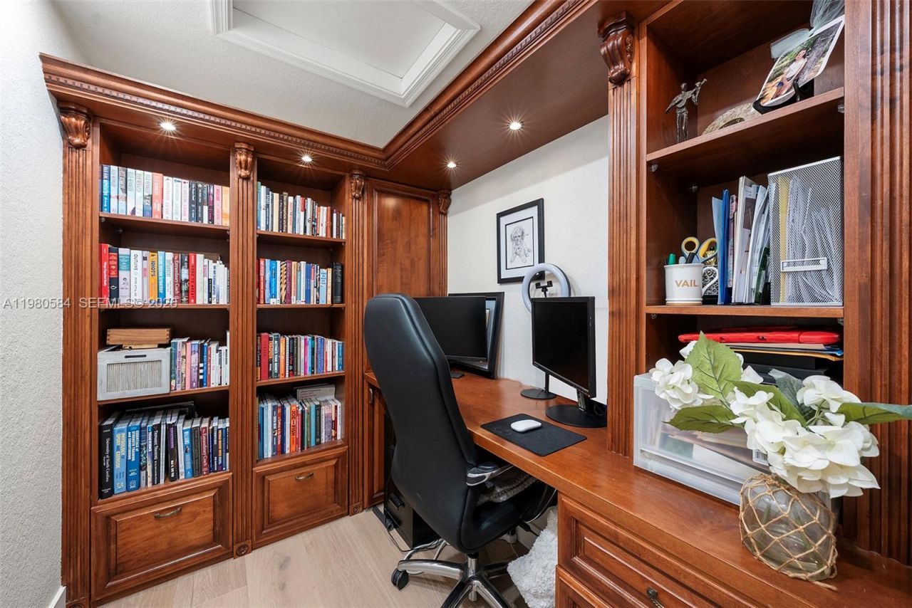 2174 Quail Roost Dr , Weston, FL 33327 Photo