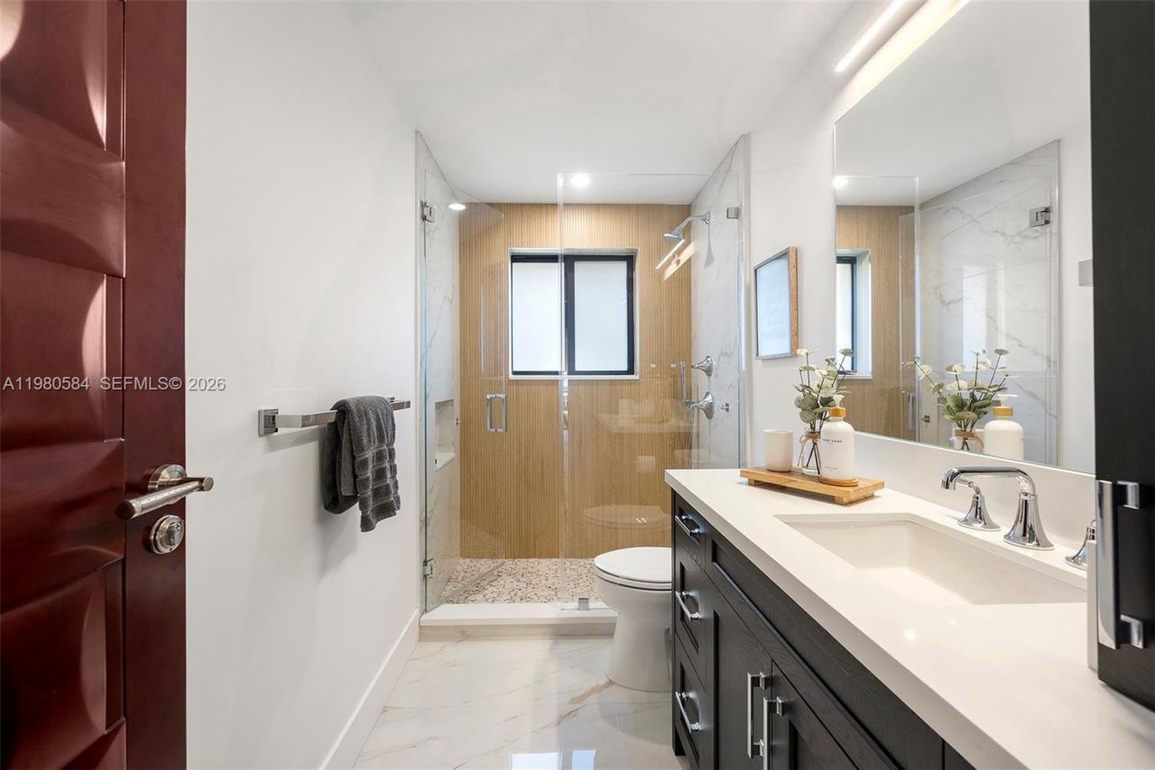 2174 Quail Roost Dr , Weston, FL 33327 Photo