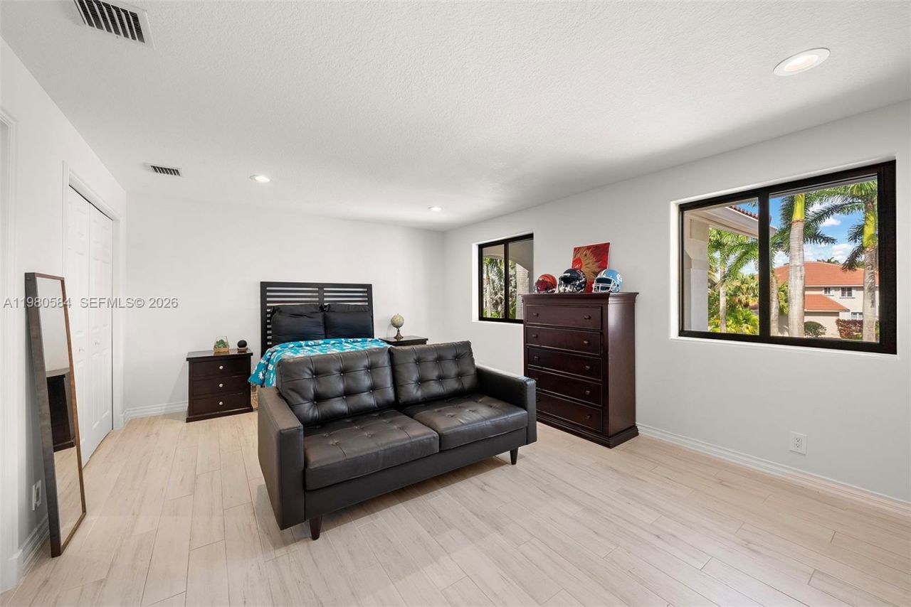 2174 Quail Roost Dr , Weston, FL 33327 Photo