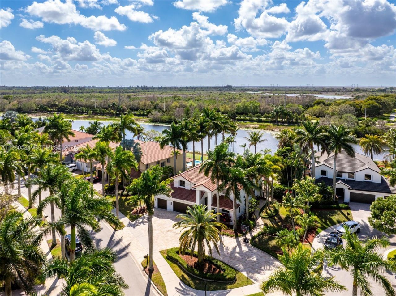 2174 Quail Roost Dr , Weston, FL 33327 Photo