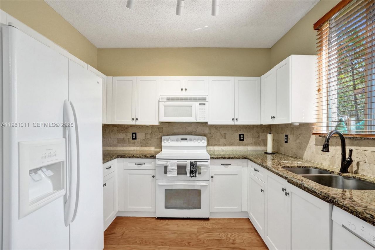 4726 NW 59th Mnr, Coconut Creek, FL 33073 Photo