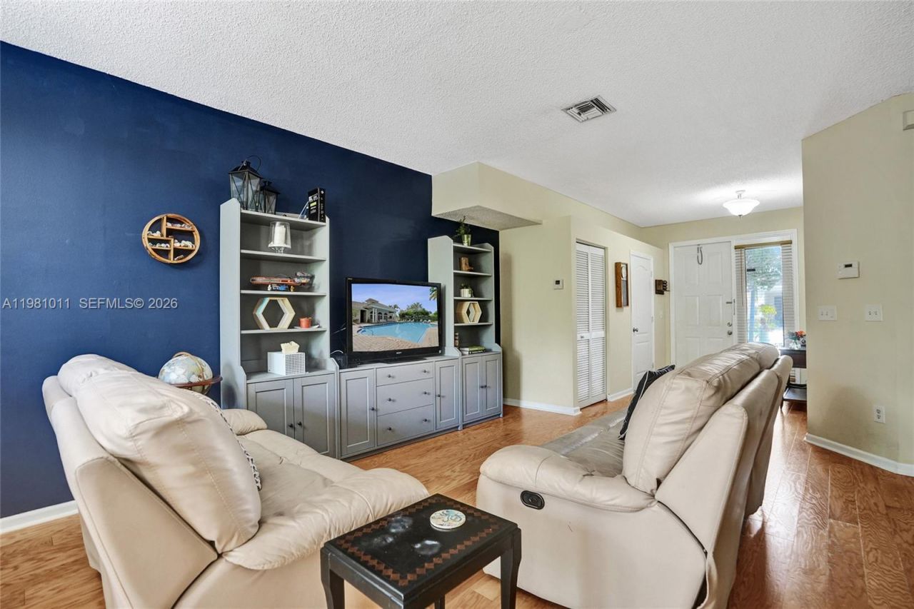 4726 NW 59th Mnr, Coconut Creek, FL 33073 Photo