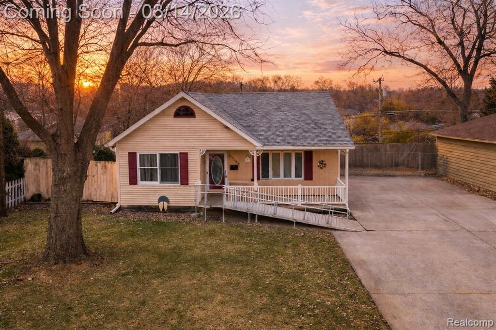 11788 Syracuse Street, Taylor, MI 48180 Main Photo