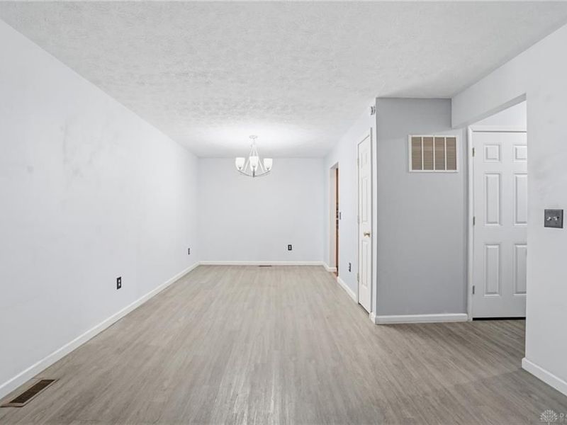 2281 Crew Circle, West Carrollton, OH 45439 Photo 14